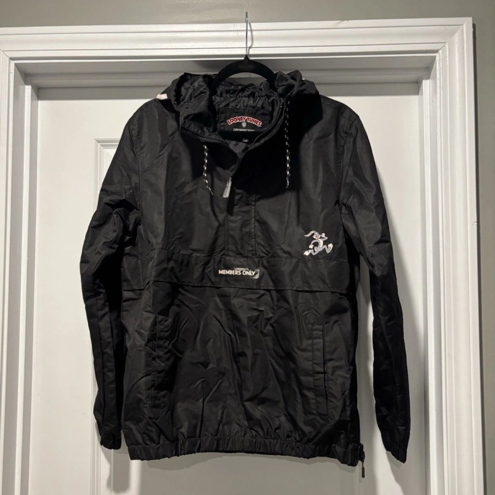 Members Only Men’s Small Looney Tunes Black Windbreaker Jacket